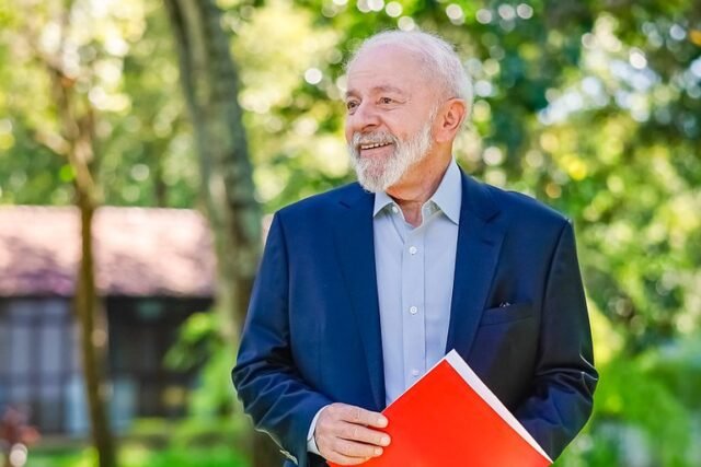 Lula exalta bom momento da economia do País e avanço das políticas sociais