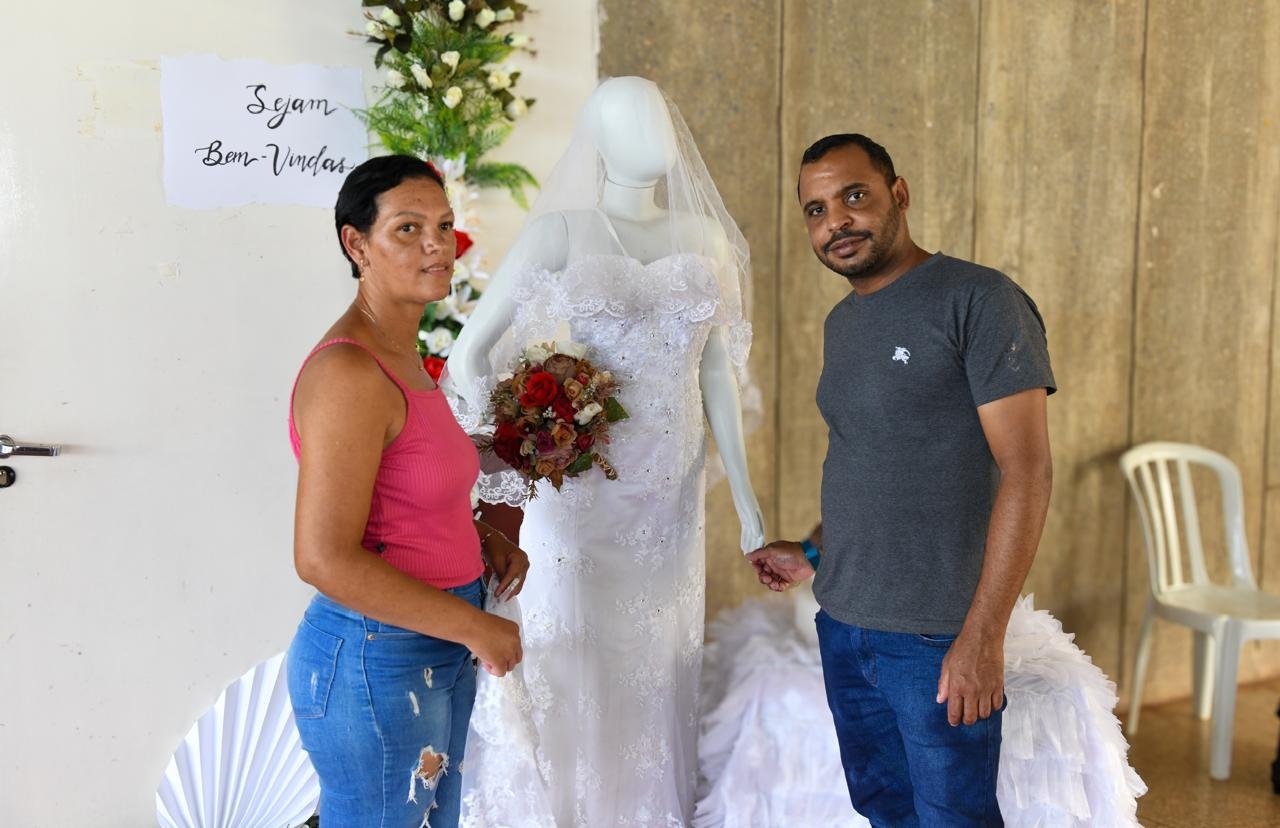 28-2-casamento-comunitario-foto-jhonatan-vieira-sejus-df-jefferson-moreira-da-silva-e-ana-beatriz-souza